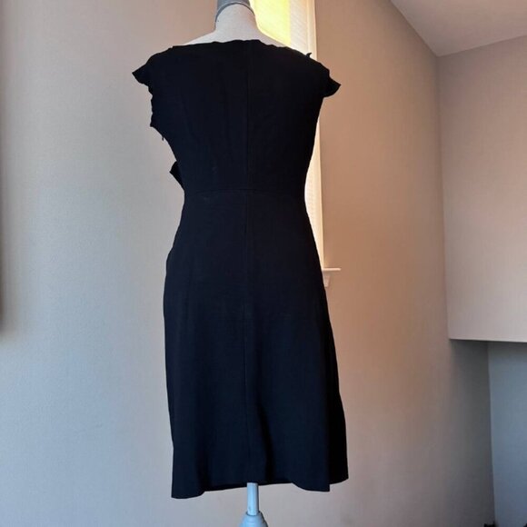 SUZI CHIN Stretchy Little Black Dress with a Twist - Size 6 - Picture 8 of 9
